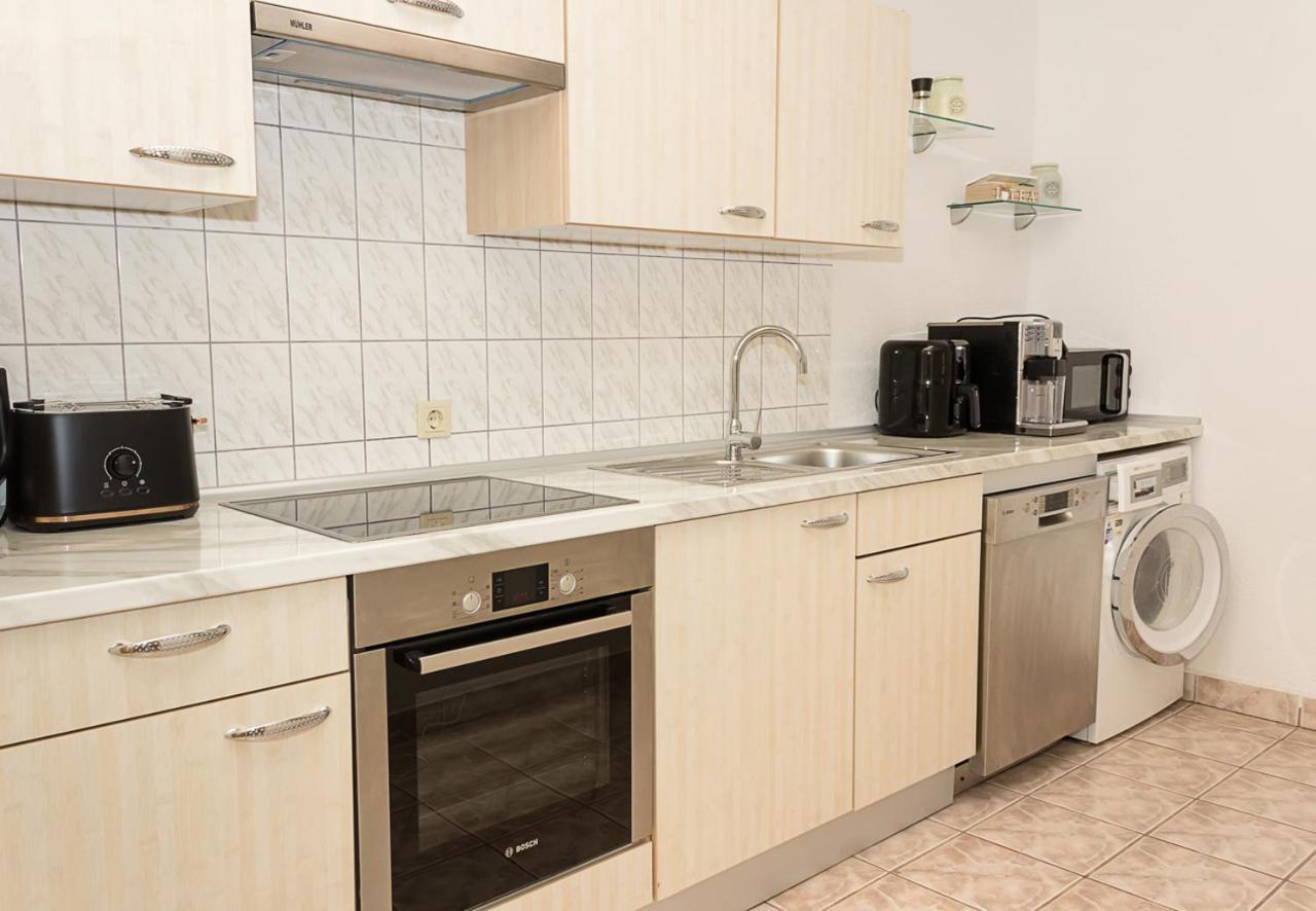 شقة Two Identical Designer 2Bd Flats With Sea View In Balchik By Flat Mаnager المظهر الخارجي الصورة