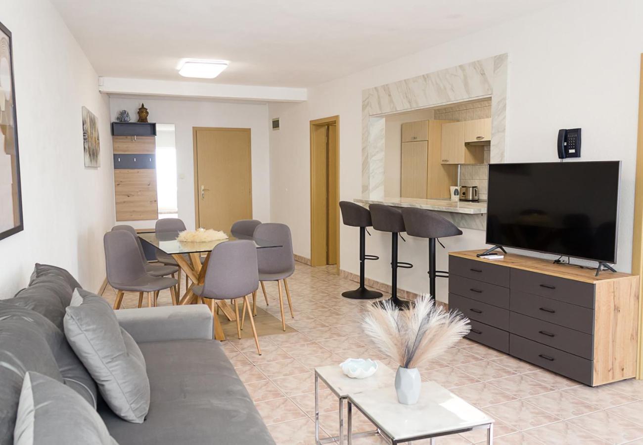 شقة Two Identical Designer 2Bd Flats With Sea View In Balchik By Flat Mаnager المظهر الخارجي الصورة